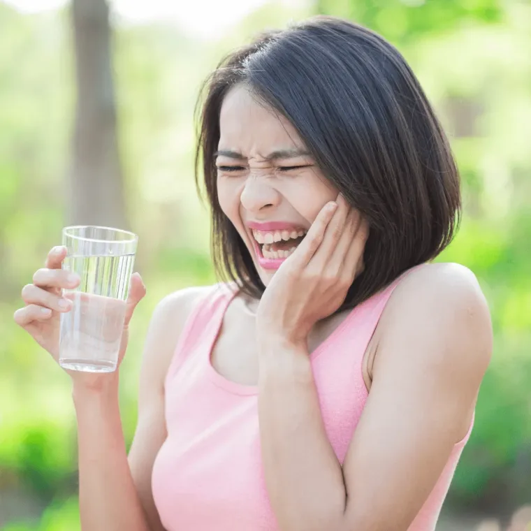 Cavities To Cold Sensitivity: 7 Common Dental Health Problems And Their Treatments - Expert Explains